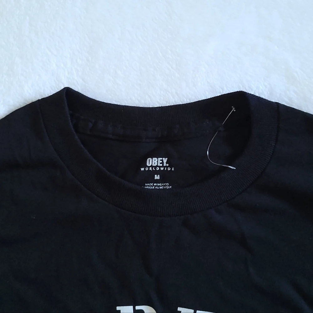 ✨️HP✨️ Obey Worldwide🌎 Graphic Tee👕 - NWOT